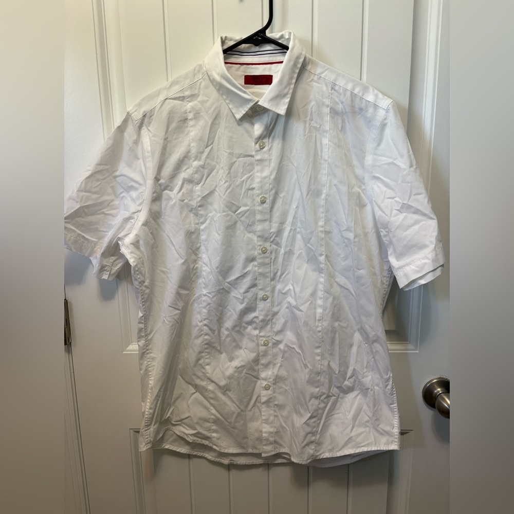 Alfani White Casual Button Down Shirt. Woman’s size Large. Slim Fit.